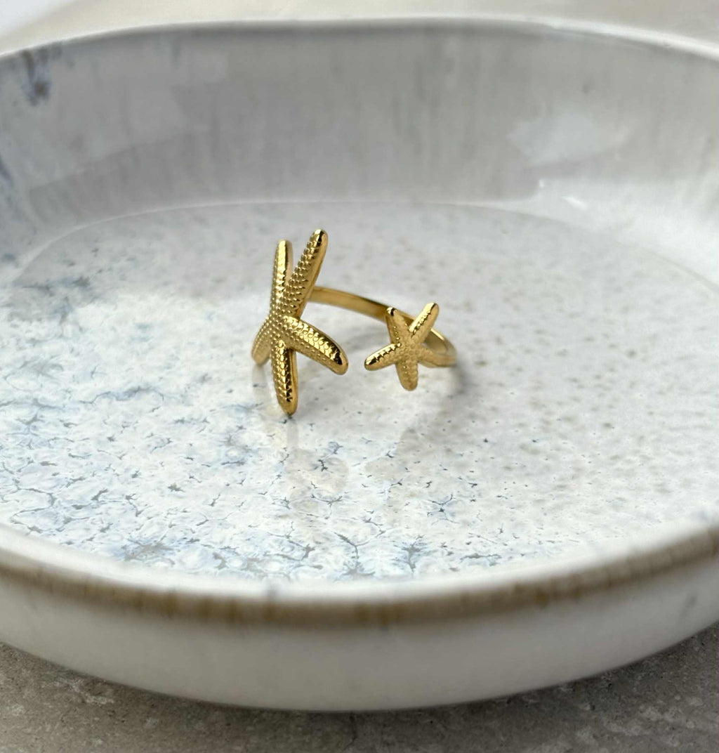 Tarnish Resistant Starfish Open Ring: Gold