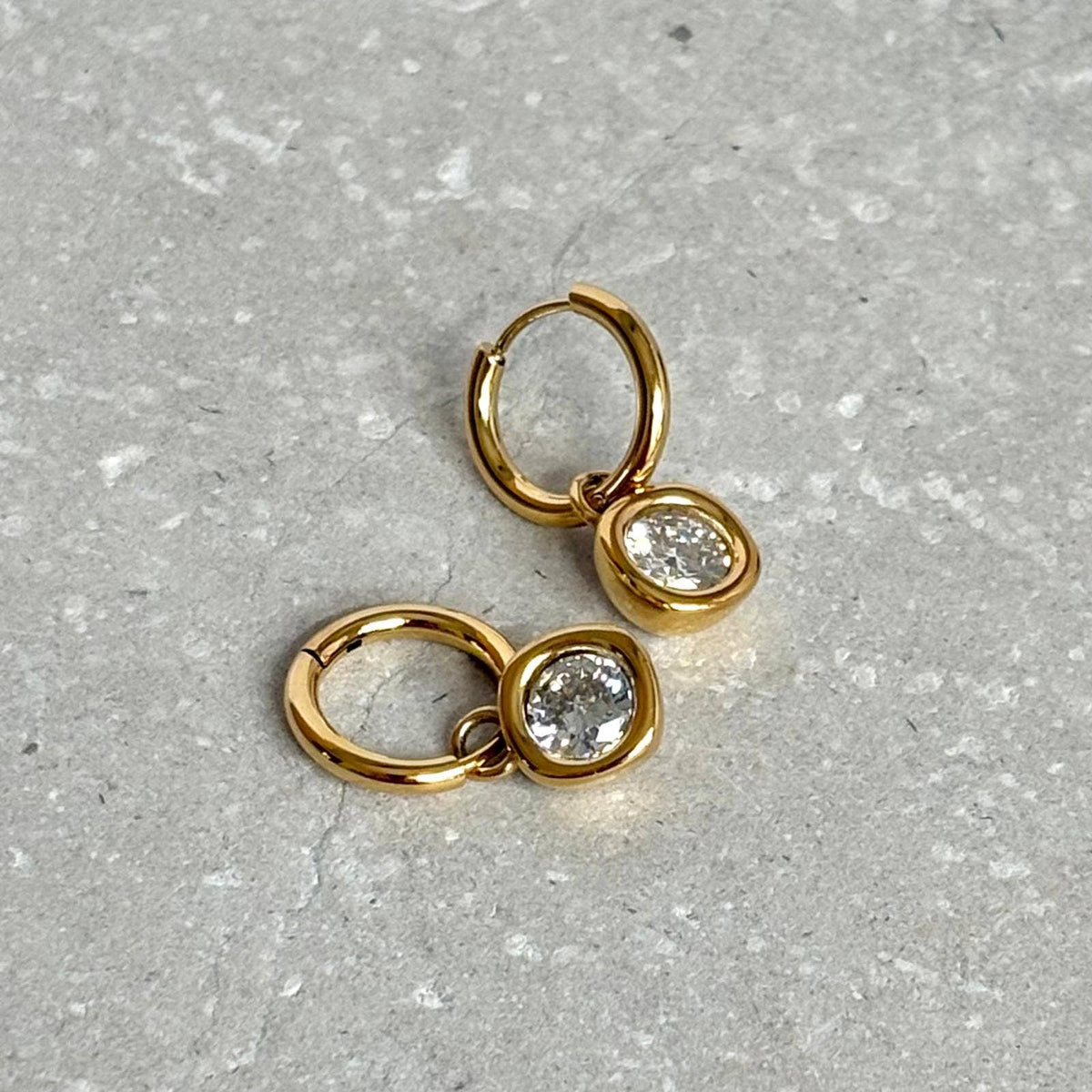 Tarnish Resistant Classic Moulded Zirconia Huggies: Gold