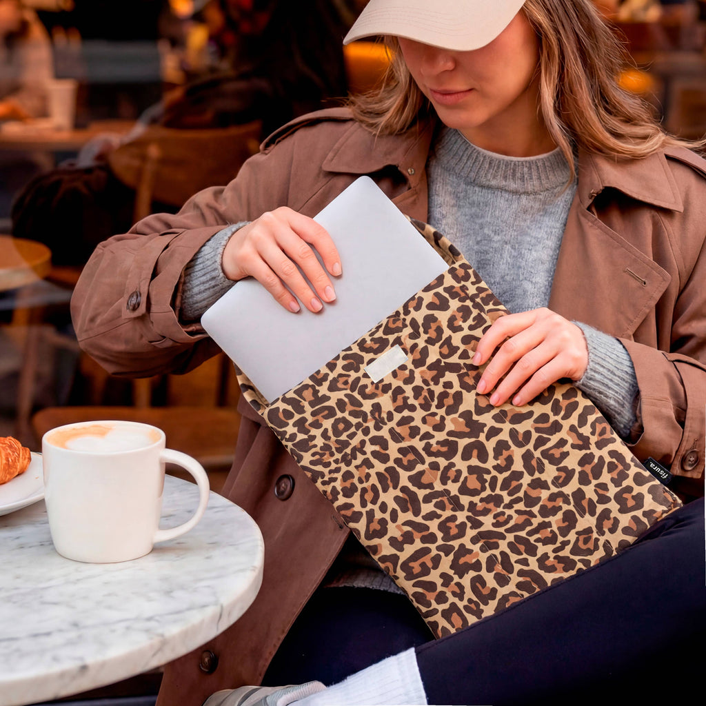 Laptop sleeve "fuck off"